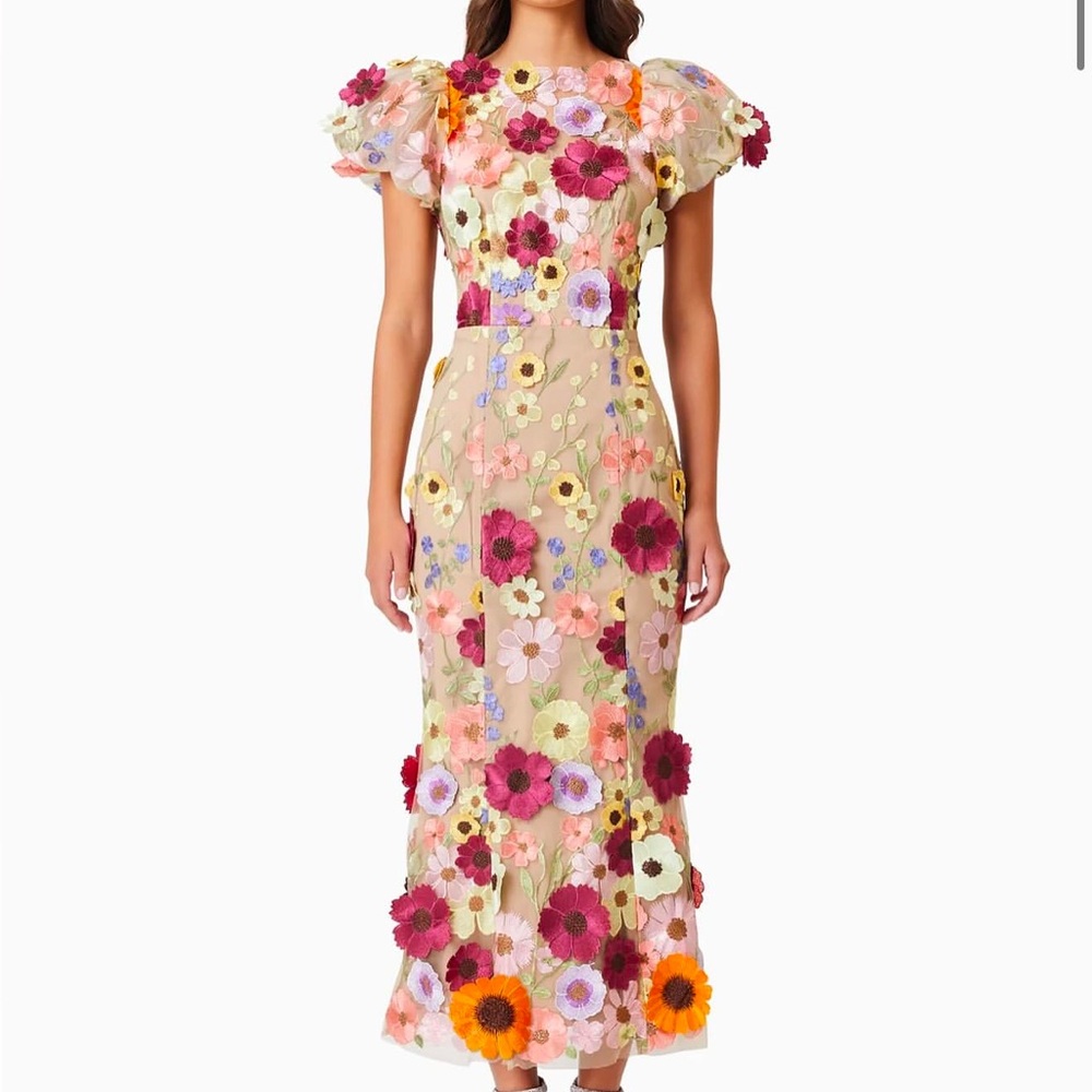 Elliatt Floral Midi Dress - Multicolor
